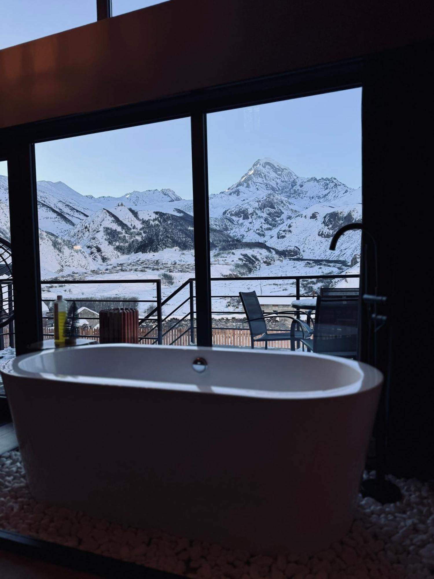 Kazbegi Story Villa Kültér fotó